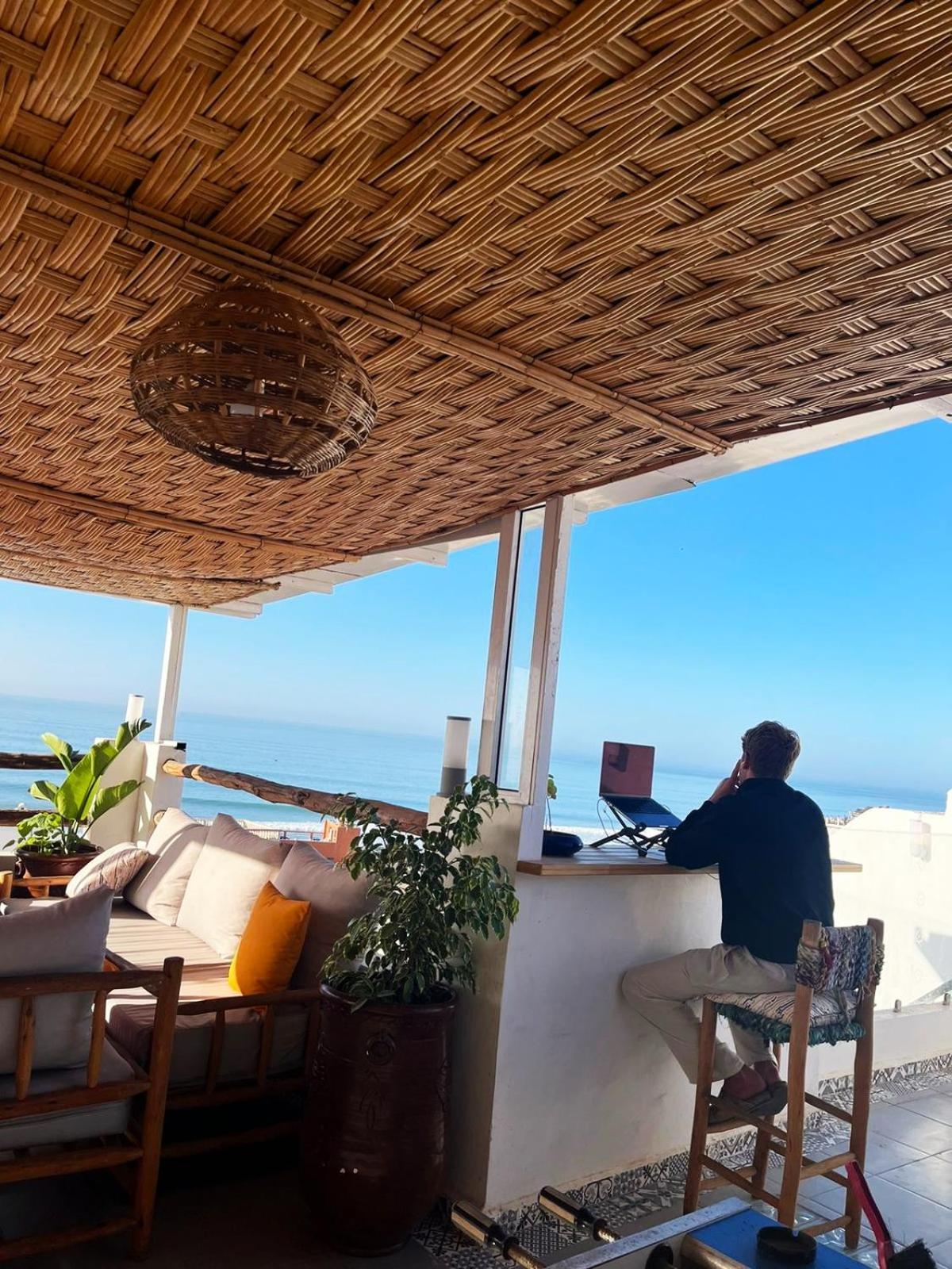 Bigblue Surf Hostel & Coworking Space - Taghazout (Adults Only) Azazoul Экстерьер фото